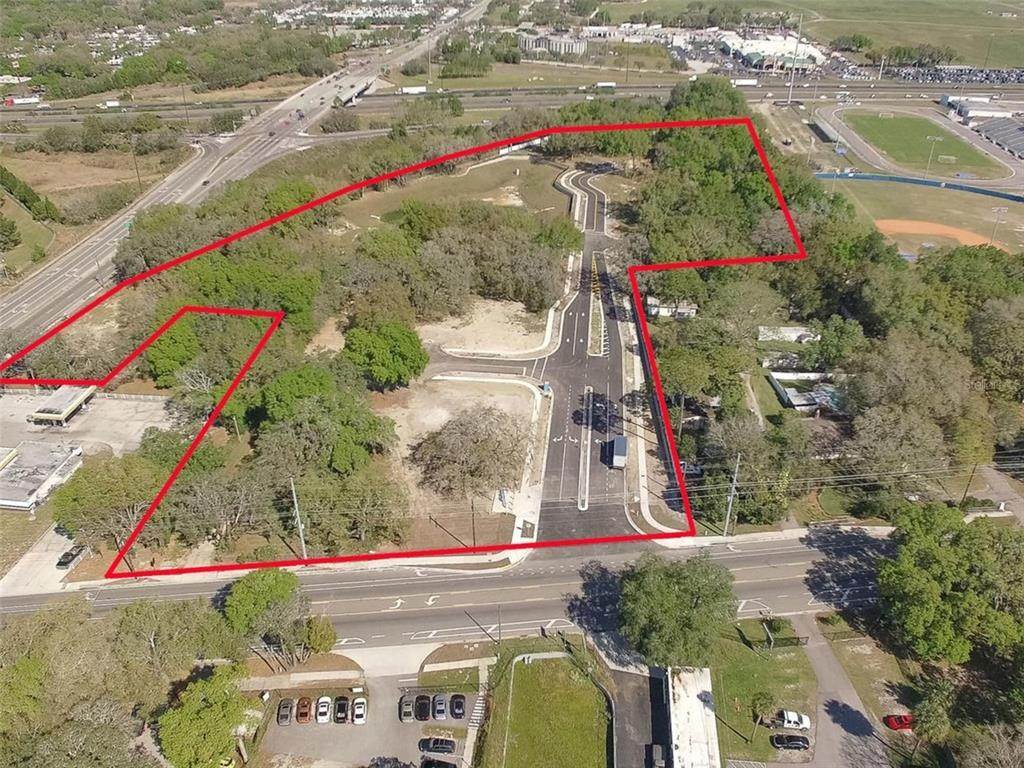 Commercial for Sale at 6011 COUNTY ROAD 579 Seffner, Florida 33584 United States