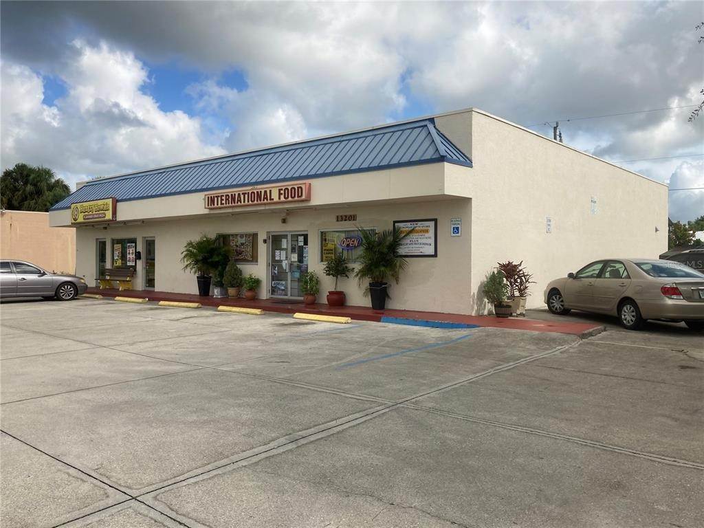 Opportunité Commerciale pour l Vente à TAMIAMI North Port, Floride 34287 États-Unis