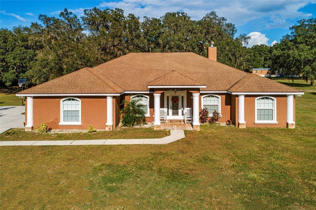 Single Family Homes для того Продажа на 12611 NE 36TH AVENUE 12611 NE 36TH AVENUE Anthony, Флорида 32617 Соединенные Штаты