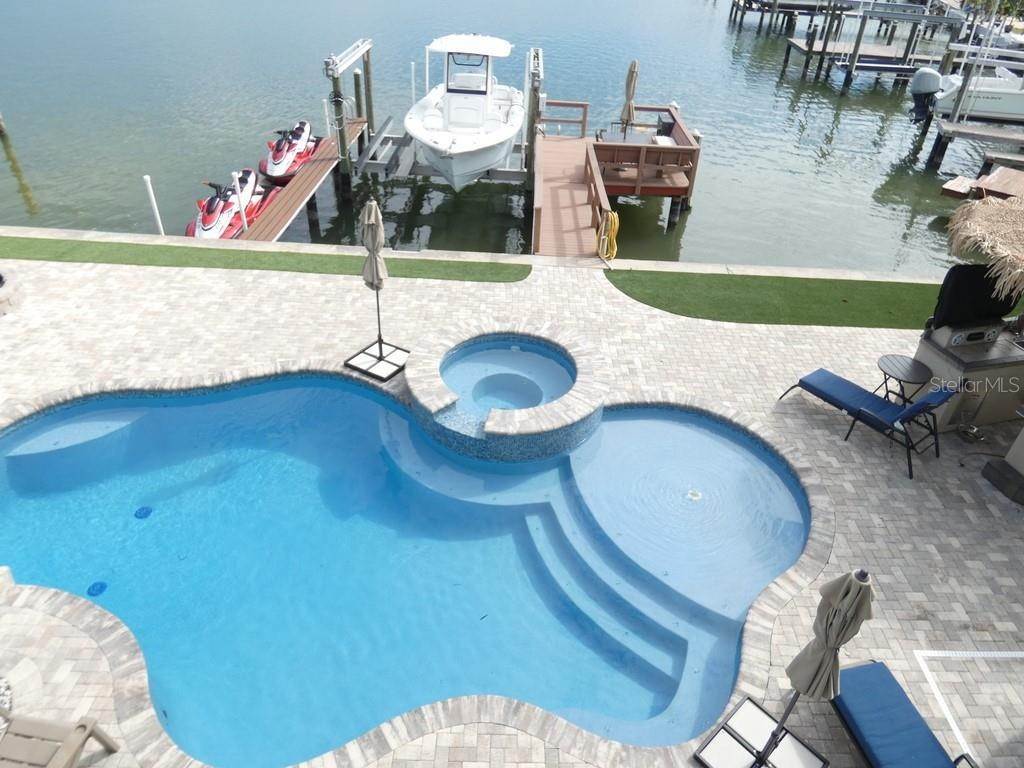 Single Family Homes for Sale at 211 144TH AVENUE Madeira Beach, Florida 33708 United States