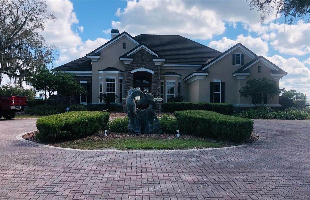 Single Family Homes 为 销售 在 Address Restricted by MLS Morriston, 佛罗里达州 32668 美国