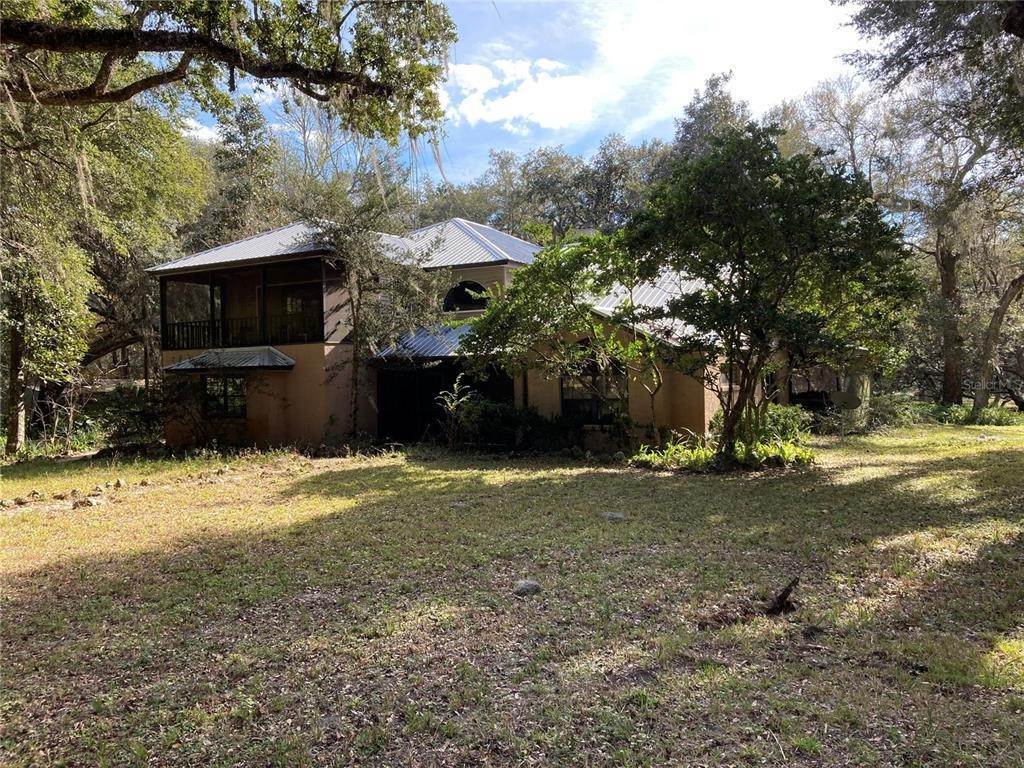 Single Family Homes för Försäljning vid 2436 CR 416N Lake Panasoffkee, Florida 33538 Förenta staterna
