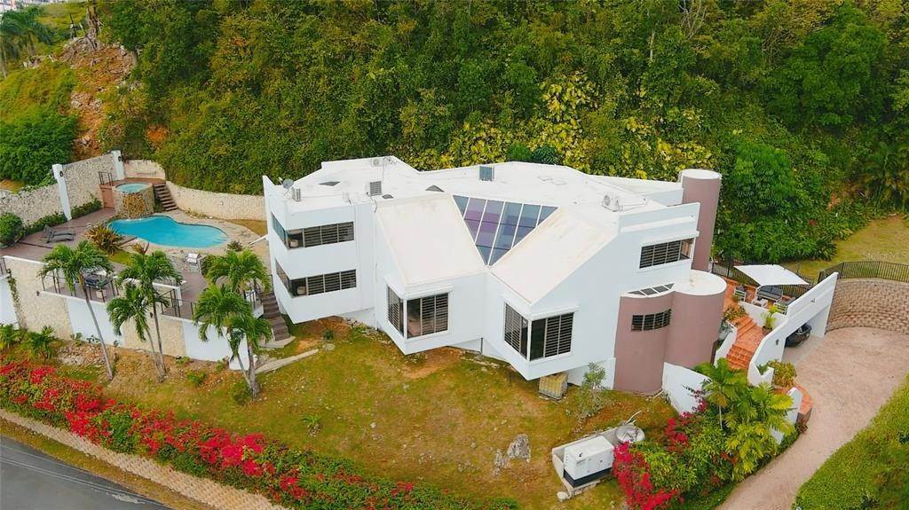 Single Family Homes for Sale at 549 TINTILLO HILLS ROAD Guaynabo, 00966 Puerto Rico