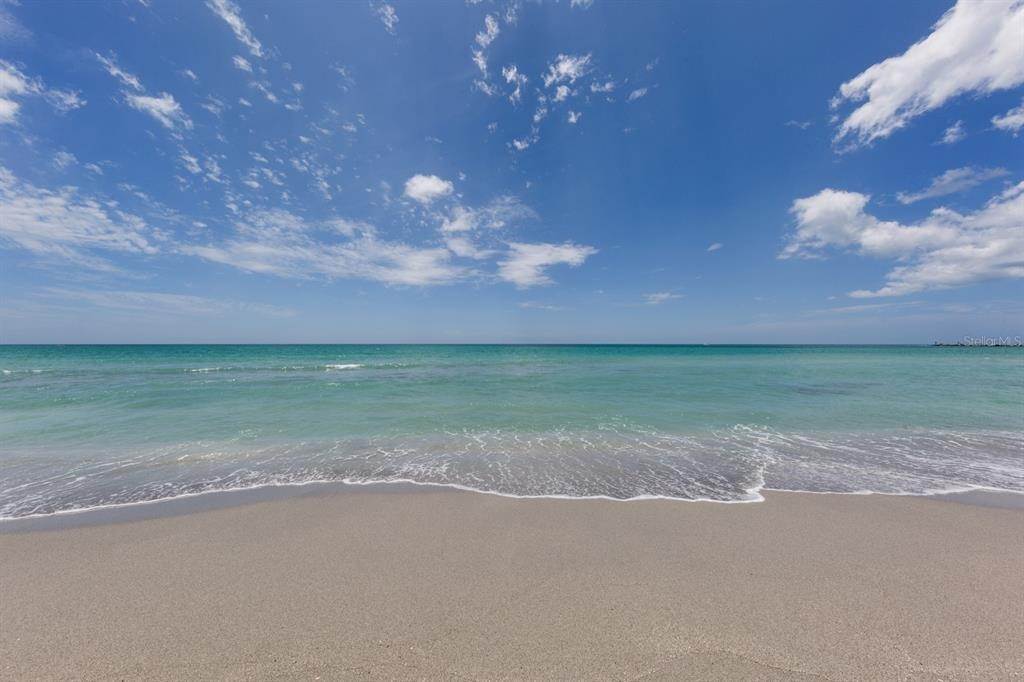 Single Family Homes for Sale at 225 THE ESPLANADE N. 201 Venice, Florida 34285 United States