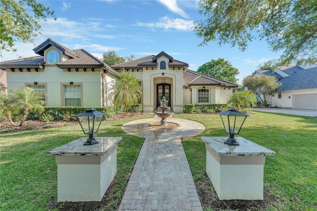 Single Family Homes のために 売買 アット 4517 OLD CARRIAGE TRAIL Oviedo, フロリダ 32765 アメリカ