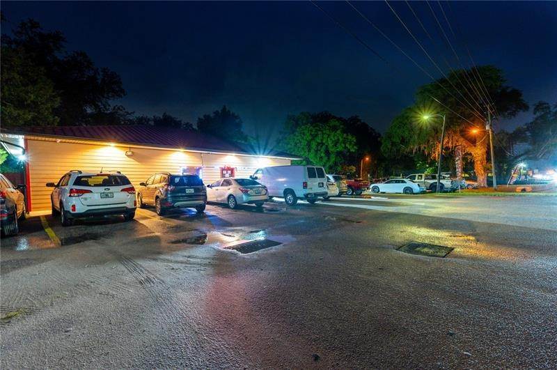 4. Commercial for Sale at 37640 STATE ROAD 54 Zephyrhills, Florida 33542 United States