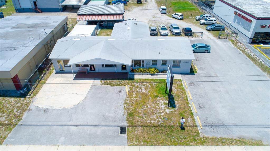 19. Commercial for Sale at 4830 US HIGHWAY 98 Lakeland, Florida 33809 United States