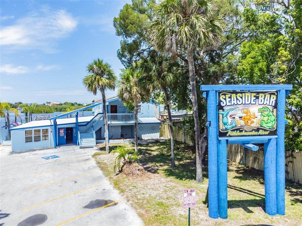 Commercial for Sale at 5330-5325 TREADWAY DRIVE 5330-5325 TREADWAY DRIVE Port Richey, Florida 34668 United States