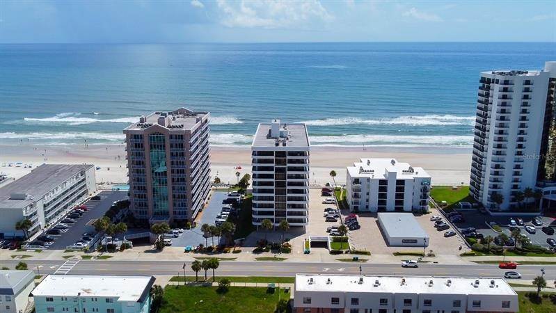 Single Family Homes für Verkauf beim 3743 S ATLANTIC AVENUE 5B00 Daytona Beach Shores, Florida 32118 Vereinigte Staaten