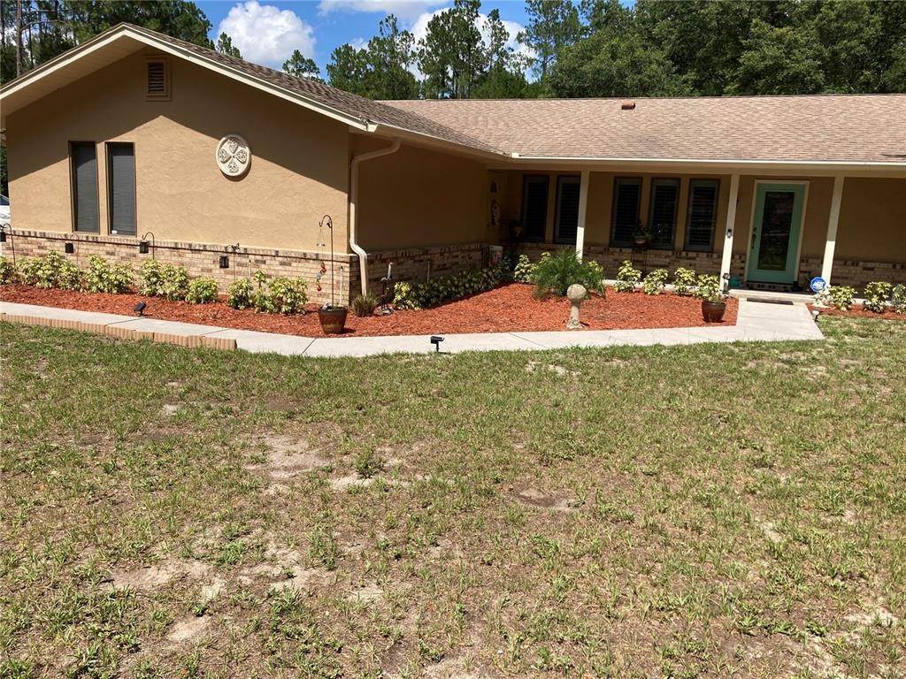 Single Family Homes для того Продажа на 32534 WOLF BRANCH LANE Sorrento, Флорида 32776 Соединенные Штаты