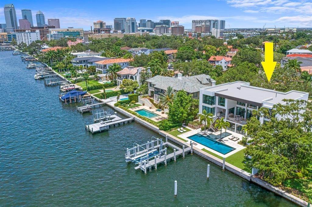 Single Family Homes for Sale at 78 ADALIA AVENUE Tampa, Florida 33606 United States
