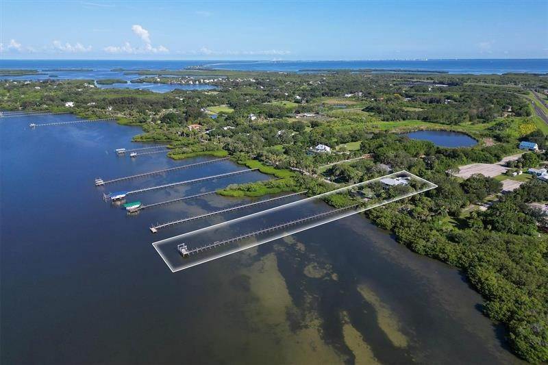 Single Family Homes for Sale at 400 BAYSHORE DRIVE Terra Ceia, Florida 34250 United States