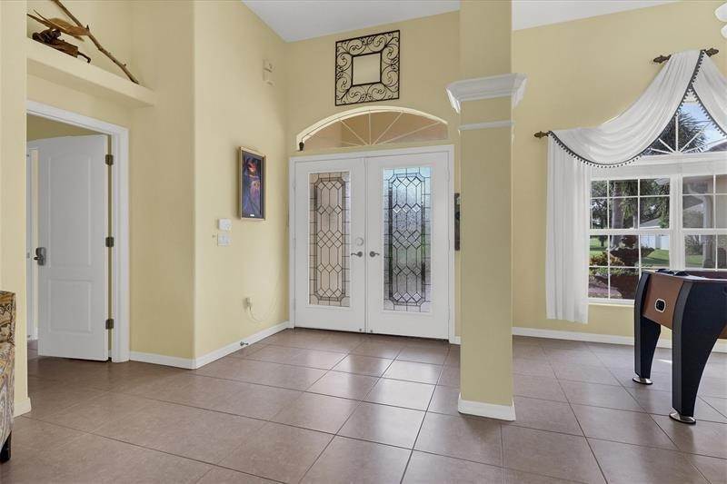 6. Single Family Homes for Sale at 43 LONG MEADOW COURT Rotonda West, Florida 33947 United States