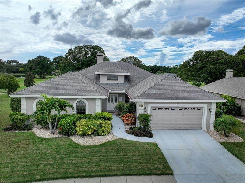 Single Family Homes 为 销售 在 3710 GAVIOTA DRIVE Sun City Center, 佛罗里达州 33573 美国