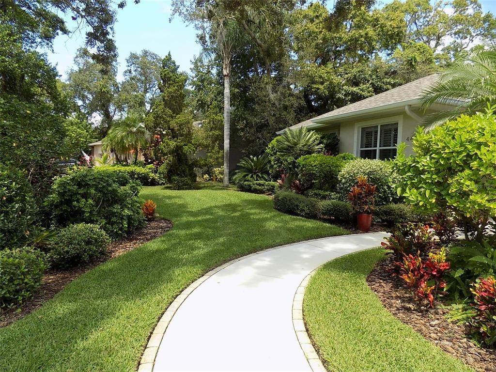 2. Single Family Homes for Sale at 4467 GLENBROOK Lane Palm Harbor, Florida 34683 United States