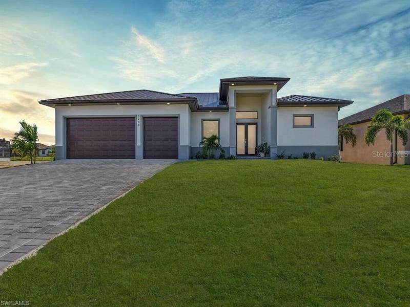 Single Family Homes для того Продажа на 4204 NW 39TH LANE Cape Coral, Флорида 33993 Соединенные Штаты