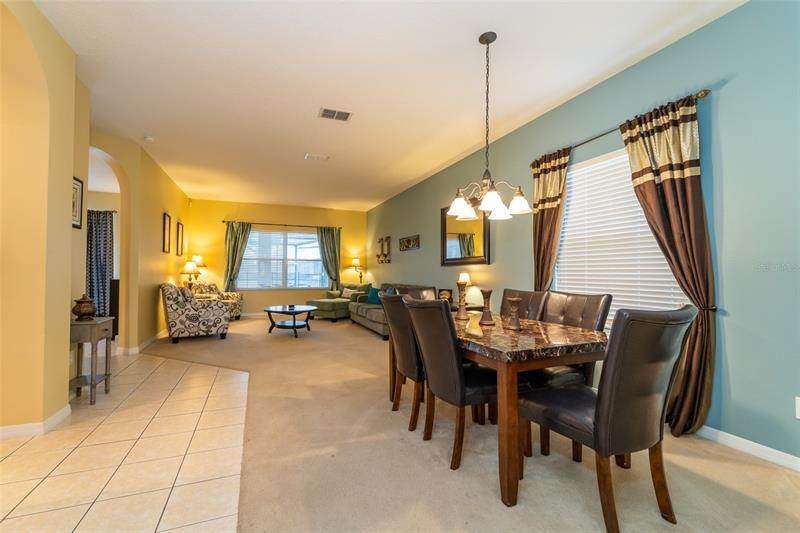 6. Single Family Homes for Sale at 139 ESSEX PLACE Davenport, Florida 33896 United States