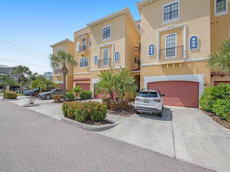 7. Single Family Homes for Sale at 6424 MARGARITA SHORES LANE B31 Apollo Beach, Florida 33572 United States