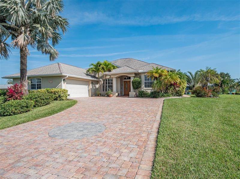 Single Family Homes for Sale at 6980 29TH COURT Vero Beach, Florida 32967 United States