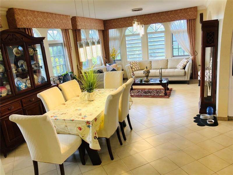 13. Single Family Homes for Sale at HACIENDAS DE CANOVANAS A22 CALLE AGUILA Canovanas, 00729 Puerto Rico