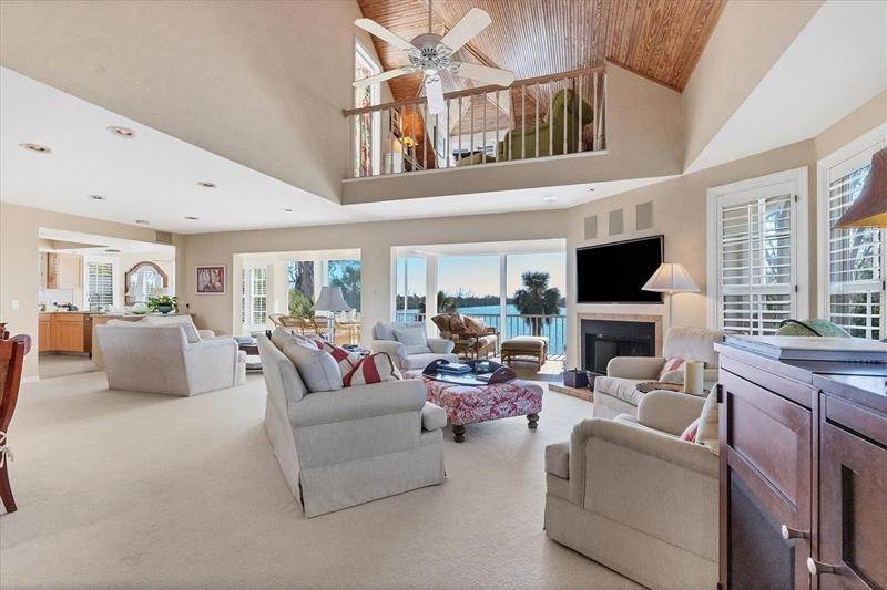 5. Single Family Homes for Sale at 50 SEAWATCH LAKE DRIVE Boca Grande, Florida 33921 United States