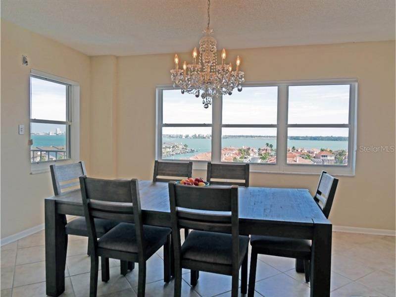 6. Single Family Homes for Sale at 1621 GULF BOULEVARD 808 Clearwater Beach, Florida 33767 United States
