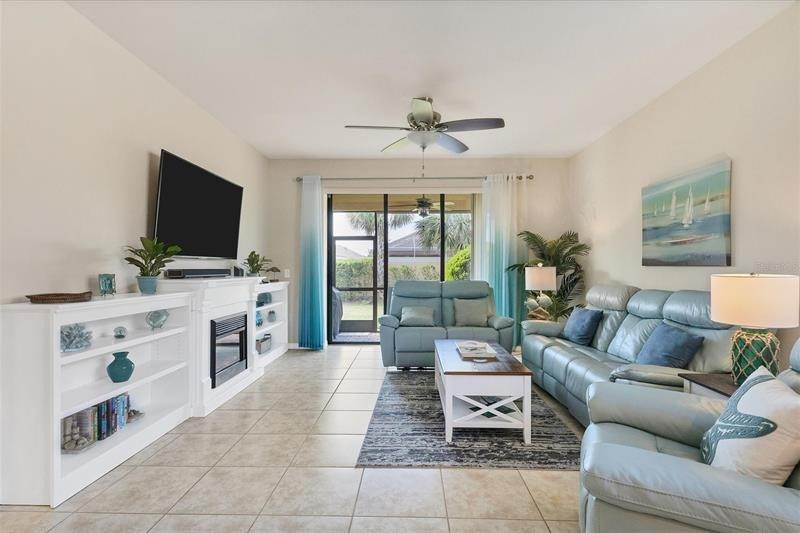 12. Single Family Homes for Sale at 19053 MANGIERI STREET Venice, Florida 34293 United States