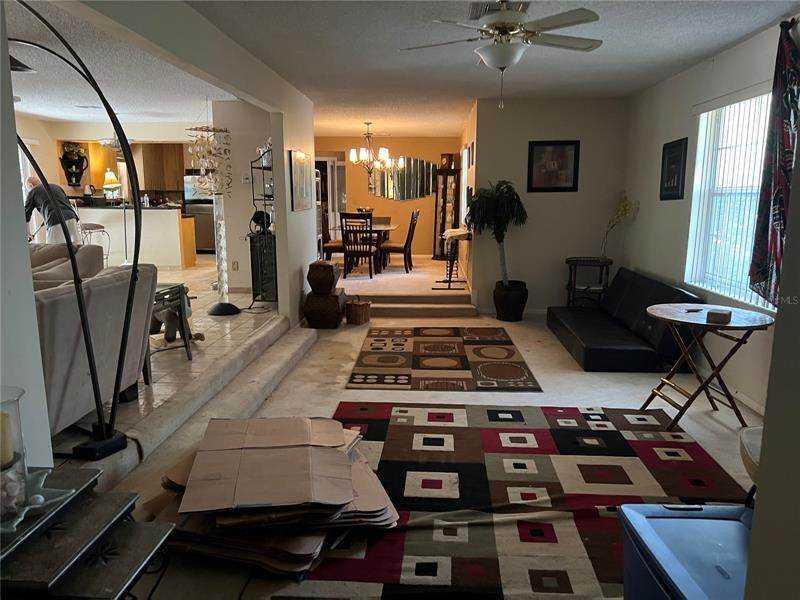 6. Single Family Homes for Sale at 6384 GRIFFIS WAY West Palm Beach, Florida 33415 United States