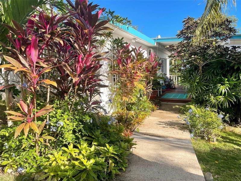 2. Single Family Homes for Sale at 55 SERRANO HILLS Vieques, 00765 Puerto Rico