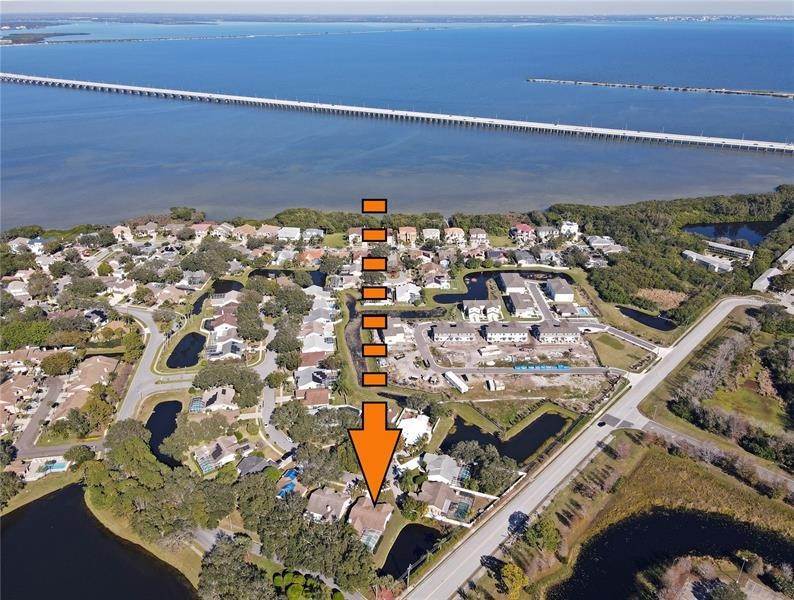 4. Single Family Homes for Sale at 1992 PROMENADE WAY Clearwater, Florida 33760 United States