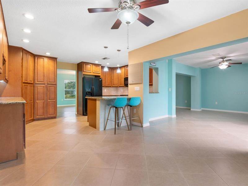 10. Single Family Homes for Sale at 7326 19TH AVENUE Bradenton, Florida 34209 United States