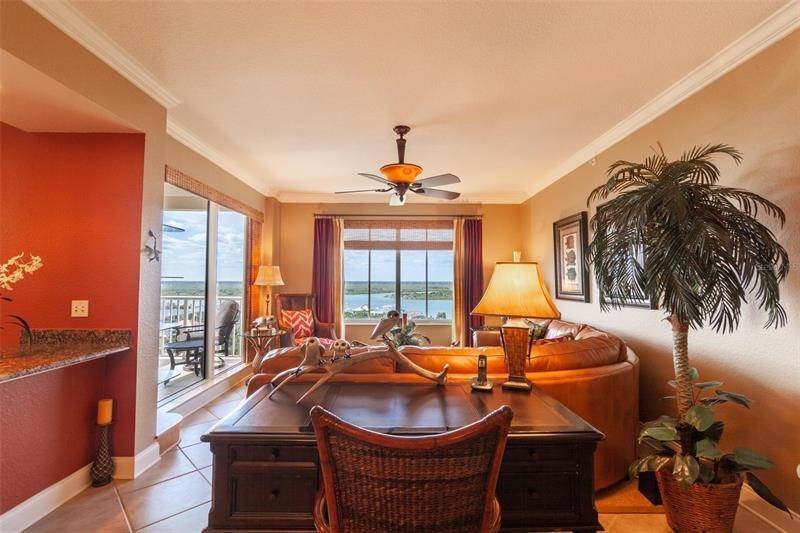 10. Single Family Homes for Sale at 265 MINORCA BEACH WAY 902 New Smyrna Beach, Florida 32169 United States