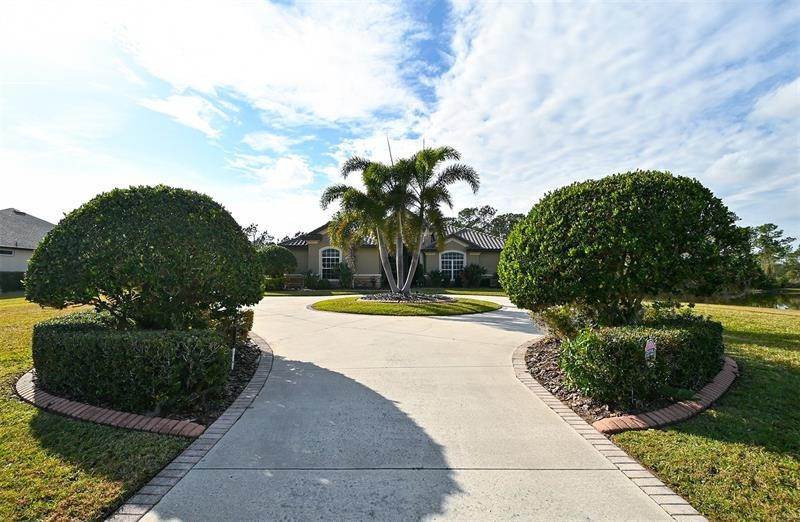 12. Single Family Homes for Sale at 8006 PANTHER RIDGE TRAIL Bradenton, Florida 34202 United States
