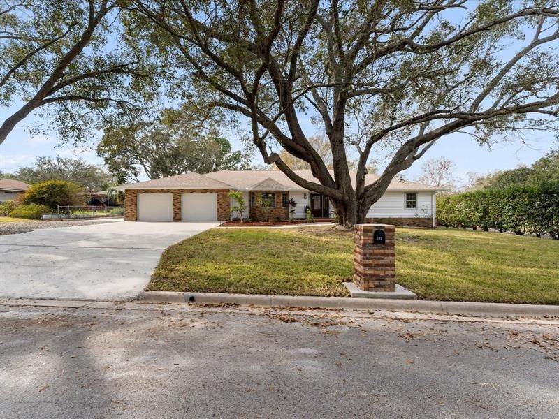 Single Family Homes for Sale at 392 FLORAL DRIVE Winter Garden, Florida 34787 United States