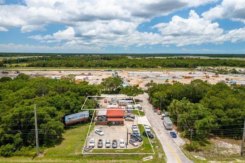 3. Commercial for Sale at 647 TAMIAMI TRAIL Port Charlotte, Florida 33953 United States