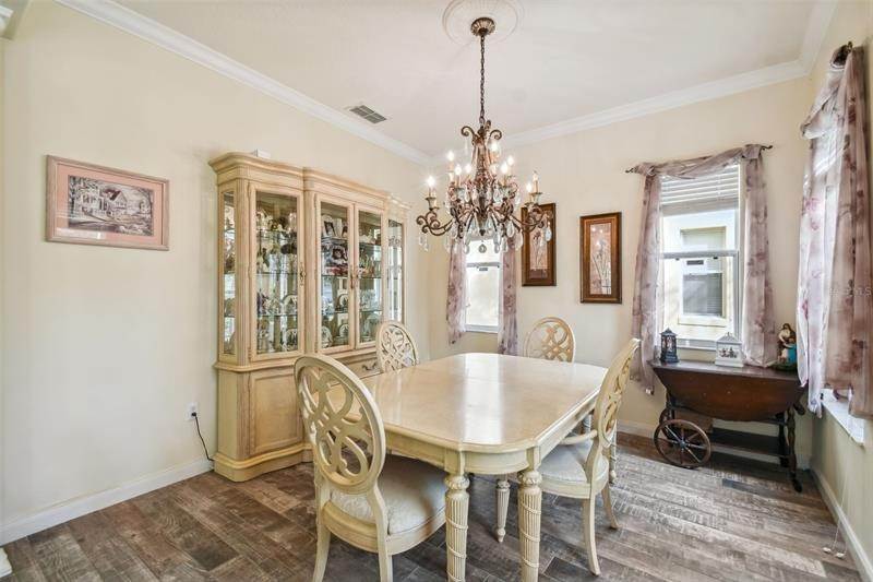 9. Single Family Homes for Sale at 13839 AMELIA POND DRIVE Windermere, Florida 34786 United States