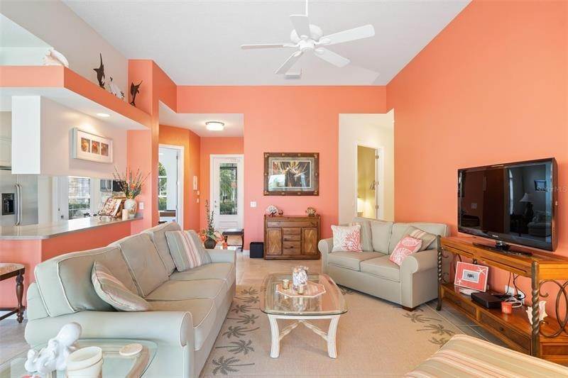 18. Single Family Homes for Sale at 13221 GUYANA STREET Venice, Florida 34293 United States