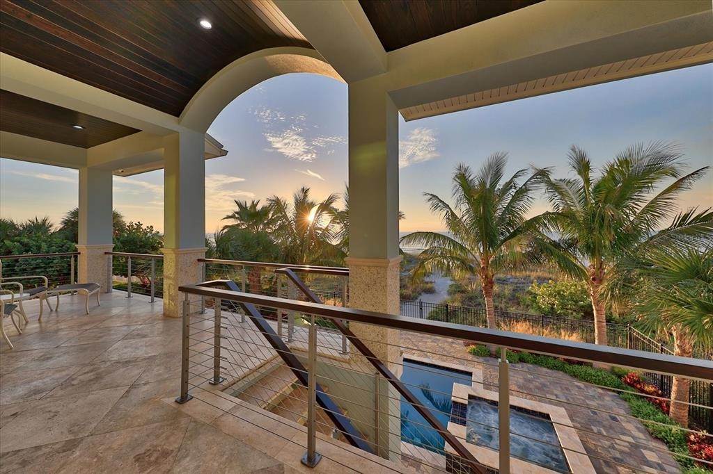 12. Single Family Homes for Sale at 1102 BEACH TRAIL Indian Rocks Beach, Florida 33785 United States