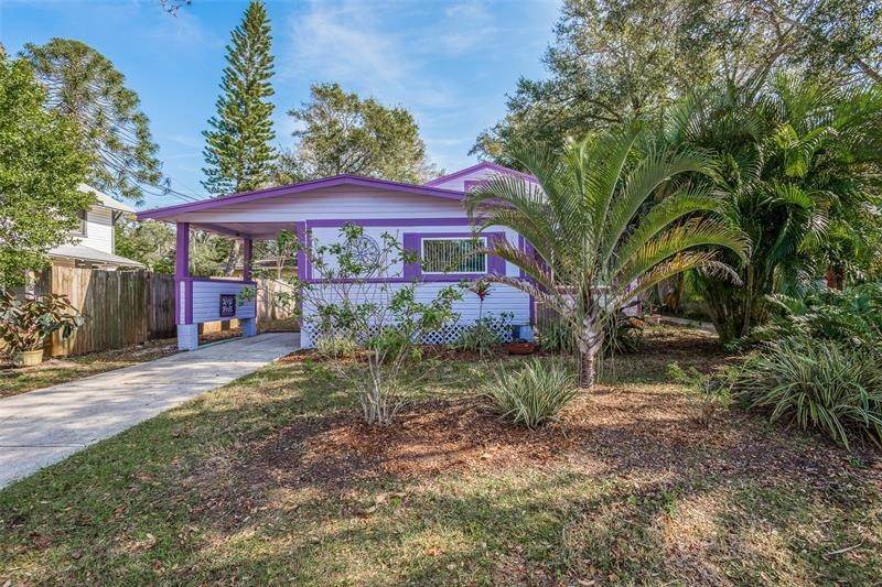 4. Single Family Homes for Sale at 703 S PROSPECT AVENUE Clearwater, Florida 33756 United States