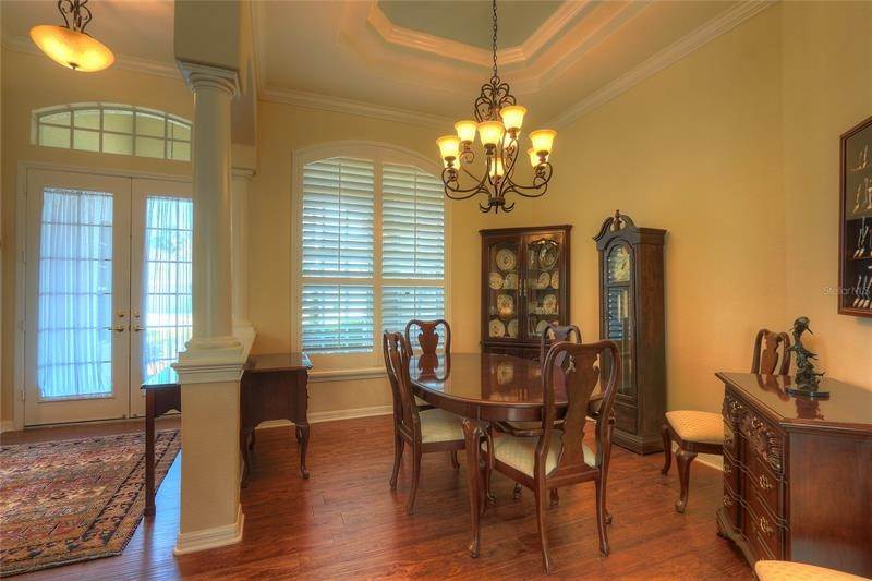6. Single Family Homes for Sale at 2733 LAKE VALLEY PLACE Wesley Chapel, Florida 33544 United States