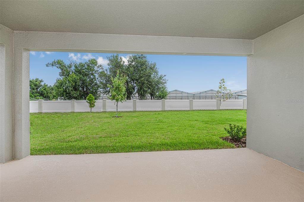 6. Single Family Homes for Sale at 6306 ROADSTEAD COURT Apollo Beach, Florida 33572 United States