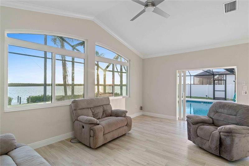 17. Single Family Homes for Sale at 17183 OHARA DRIVE Port Charlotte, Florida 33948 United States