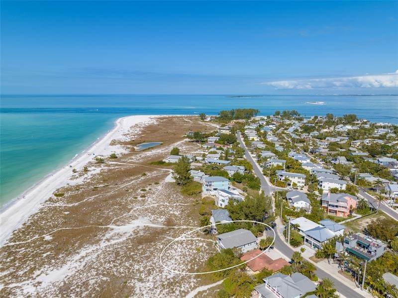 Single Family Homes for Sale at 727 N SHORE DRIVE Anna Maria, Florida 34216 United States