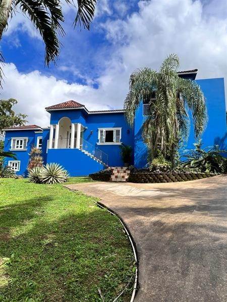 Single Family Homes for Sale at 60 MAGA Toa Alta, 00953 Puerto Rico