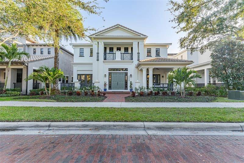 Single Family Homes for Sale at 4904 YACHT CLUB DRIVE Tampa, Florida 33616 United States