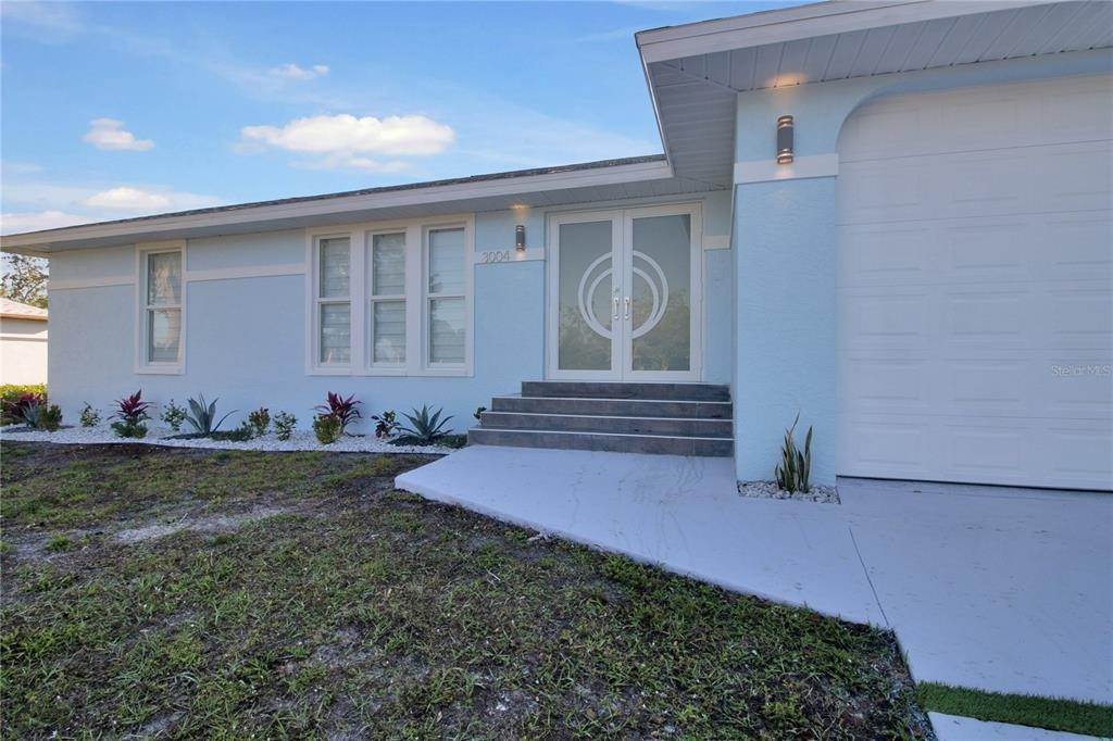 3. Single Family Homes for Sale at 3004 BANYAN WAY Punta Gorda, Florida 33950 United States