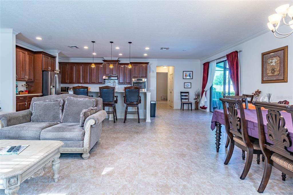 15. Single Family Homes for Sale at 19403 WHISPERING BROOK DRIVE Tampa, Florida 33647 United States