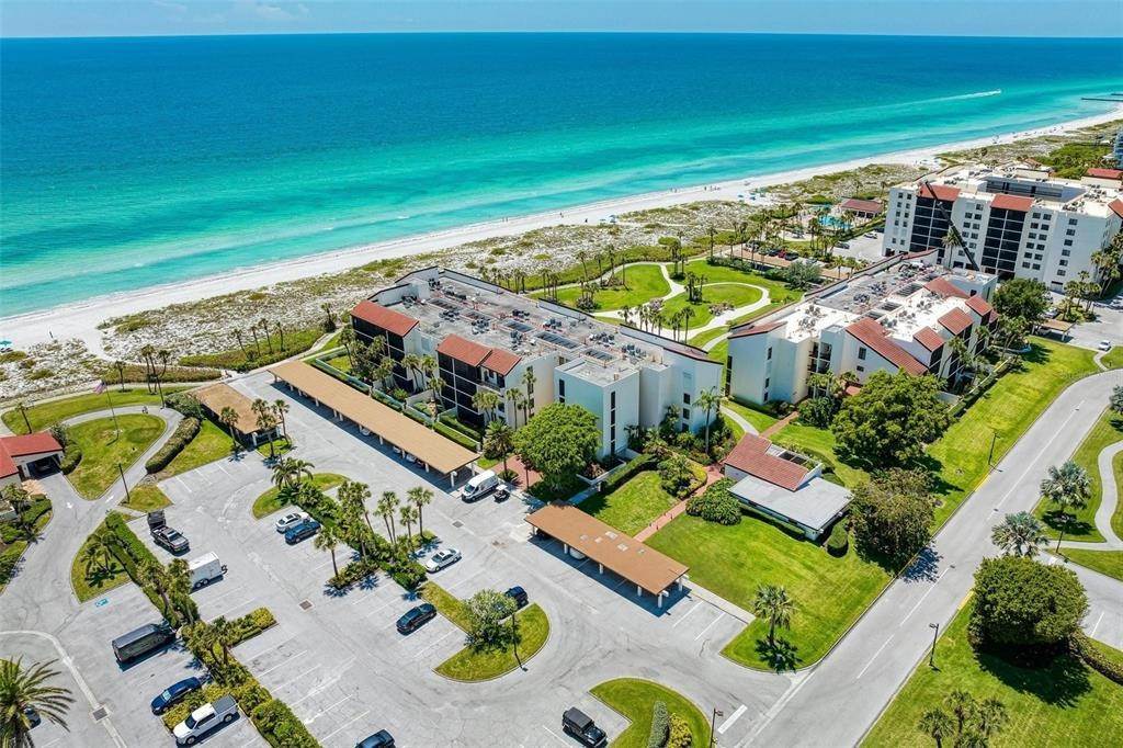 1. Single Family Homes for Sale at 1965 GULF OF MEXICO DRIVE G5-400 Longboat Key, Florida 34228 United States