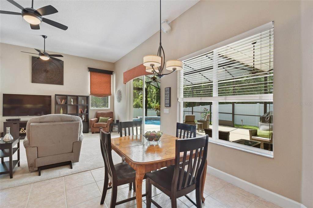 14. Single Family Homes for Sale at 3465 DEER OAK CIRCLE Oviedo, Florida 32766 United States