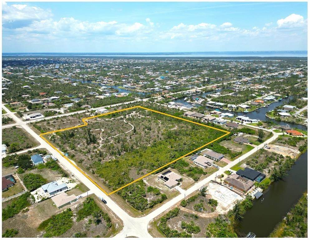 4. Land for Sale at 10378 SUNDAY DRIVE Port Charlotte, Florida 33981 United States